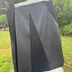 WOMENS PLEATHER SKIRT SZ 10